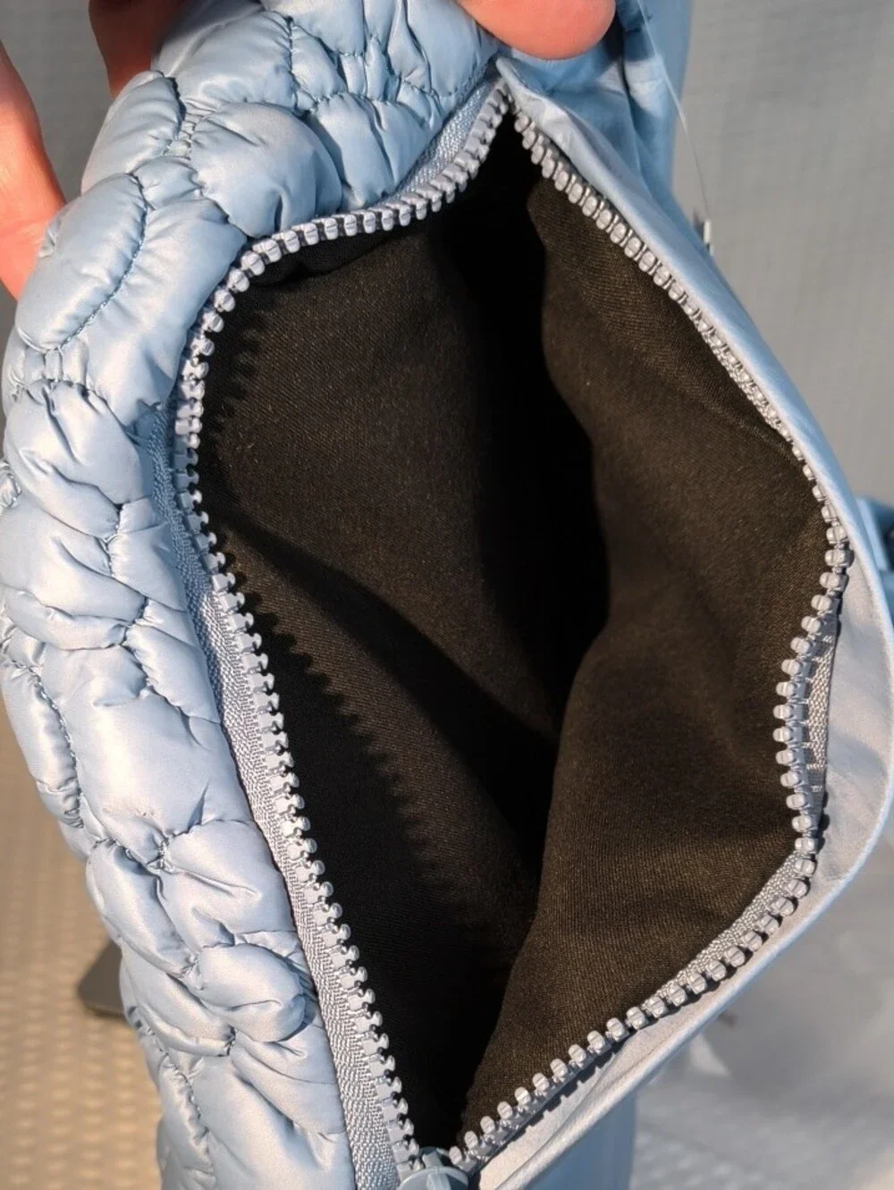 Wildfox HBWF-124-0024C-54  Blue Quilted Floral Sling Backpack